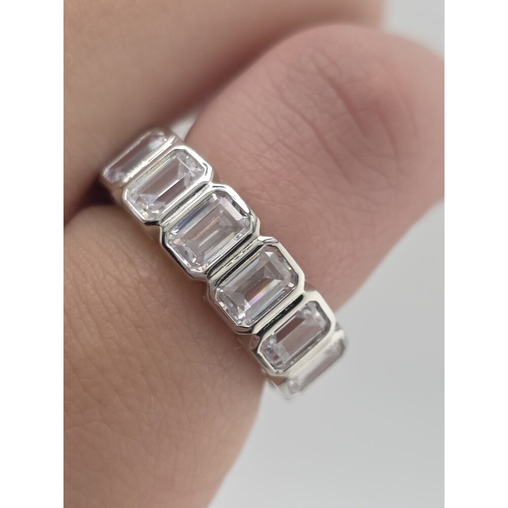 CZ Stealing Silver BAND Ring Size 8 SIGNED JCL